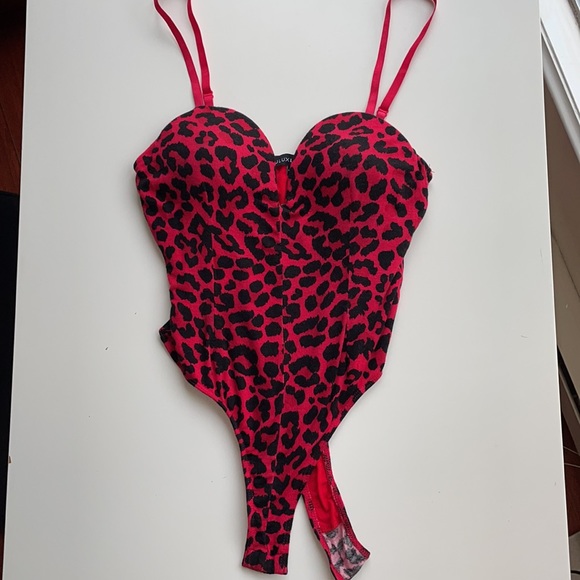 Jluxlabel red leopard print bodysuit - Picture 2 of 6